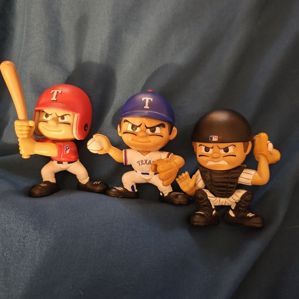 Little Teamates Lot Of 3,Pitcher, Catcher, Batter Collectible  Baseball‎ Figures
